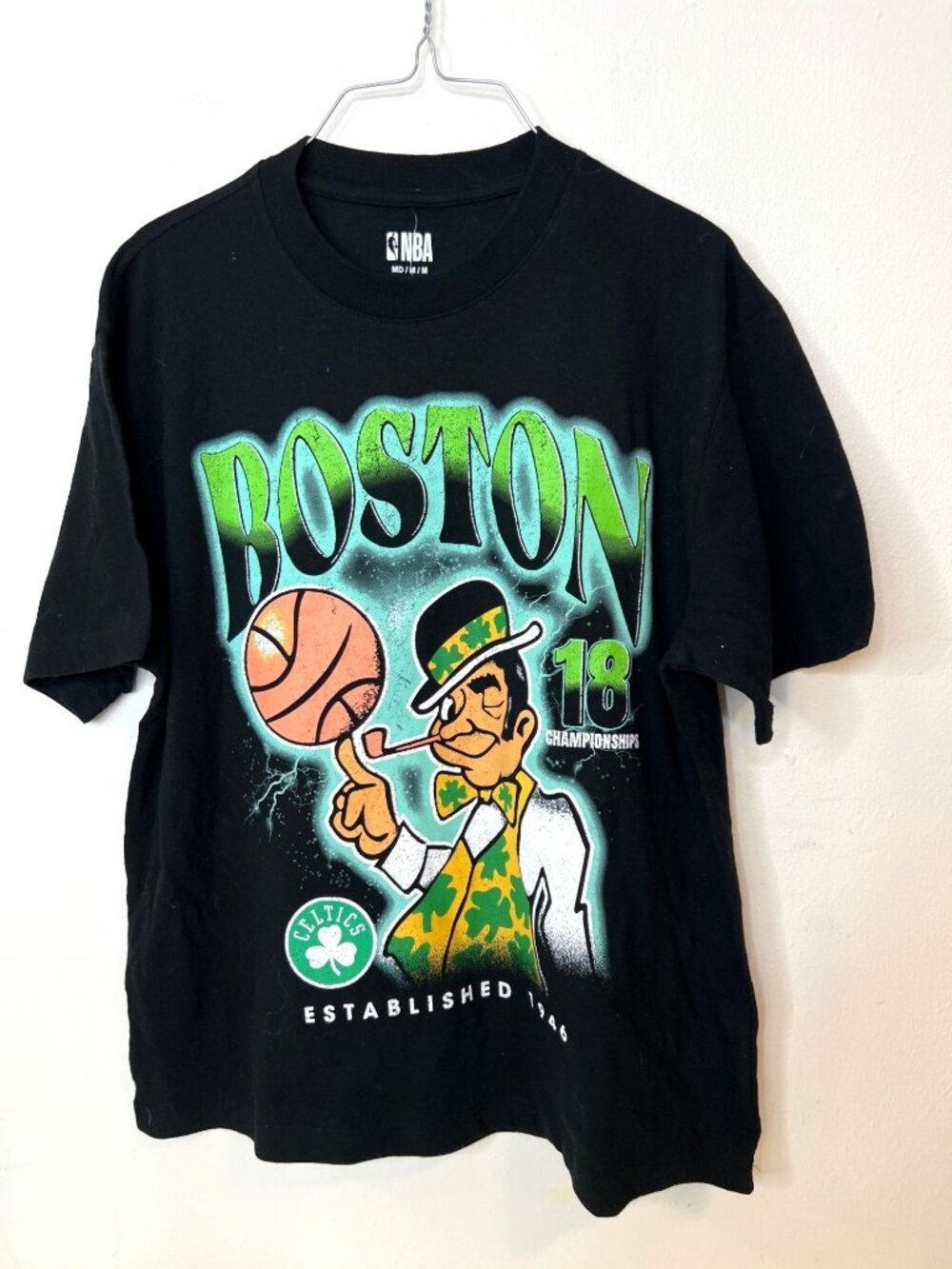 Boston Celtics T-Shirt 18 Championships Est. 1946 NWT NBA Basketball Mascot MED